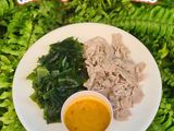 เมี่ยงหมูต้ม & สาหร่ายวากาเมะ