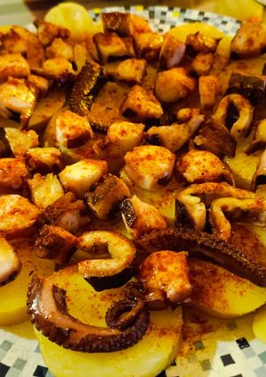 Una foto de Pulpo a la gallega