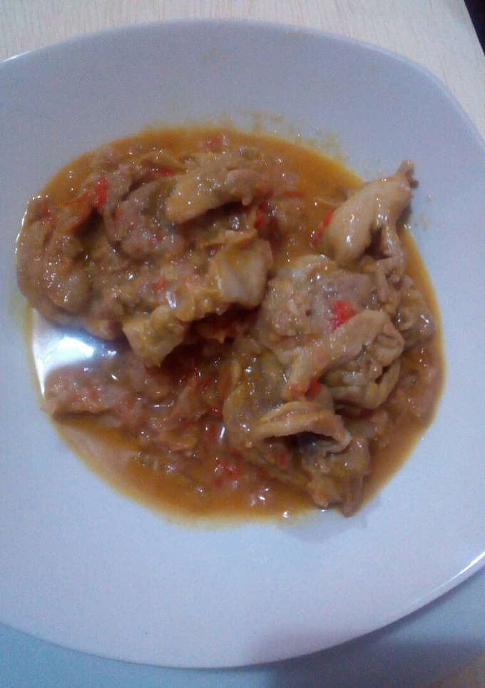 Una foto de Pollo al Curry en Leche de Coco