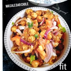 A picture of Masale dar chole.