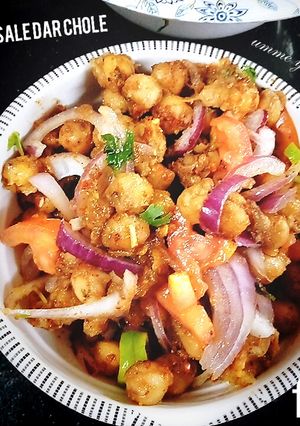 A picture of Masale dar chole.