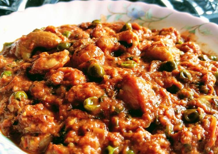 Steps to Prepare Award-winning Kaju Matar Makhana Masala Cooking Basics for Beginners