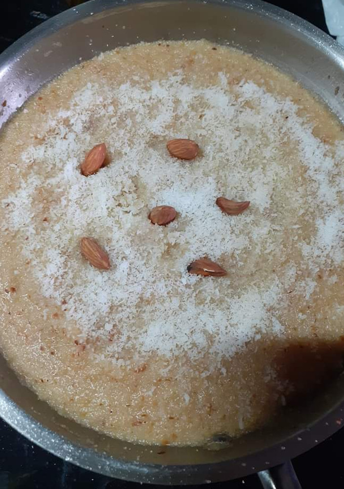 सूजी का हलवा(suji ka halwa recipe in hindi) रेसिपी मुख्य फोटो