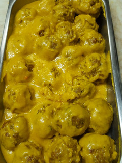 Una foto de Albóndigas en salsa de almendras