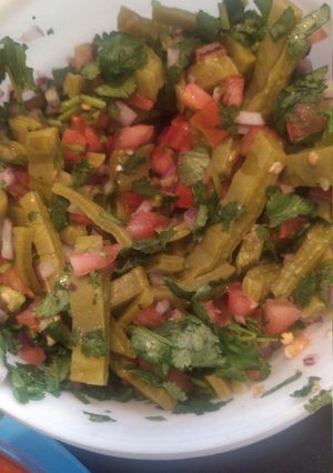 Una foto de Ensalada de nopales