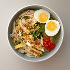 A picture of Turmeric Chicken Soup (Soto Ayam).