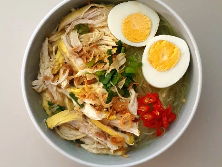 Easy Steps to Prepare Turmeric Chicken Soup (Soto Ayam) the So Delicious Delicious