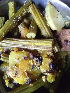 শুক্তো (shukto recipe in Bengali) রেসিপির প্রধান ছবি