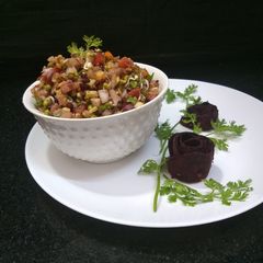 A picture of Katta meeta salad.