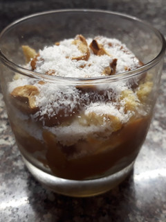 Una foto de Postre dulce de leche y banana