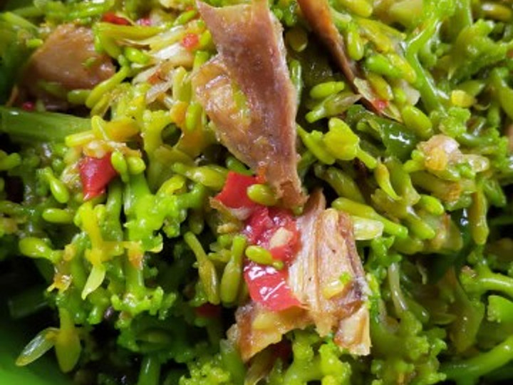 Cara Gampang Menyiapkan Tumis bunga pepaya plus ikan asin, penambah nafsu makan 😋, Enak