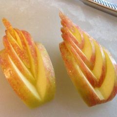 A picture of Apple Feather.