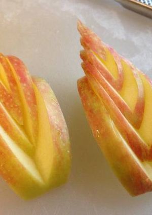 A picture of Apple Feather.