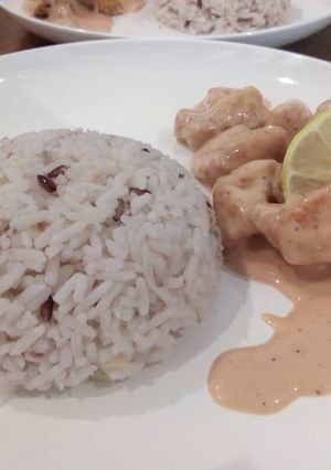 รูปของ อกไก่ทอดซอสมะนาว