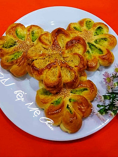 Hình của món Bánh mì ngọt nhân dừa.