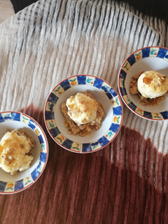 A picture of Pineapple crisp.