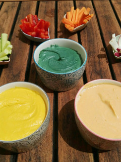 Una foto de Trio de hummus