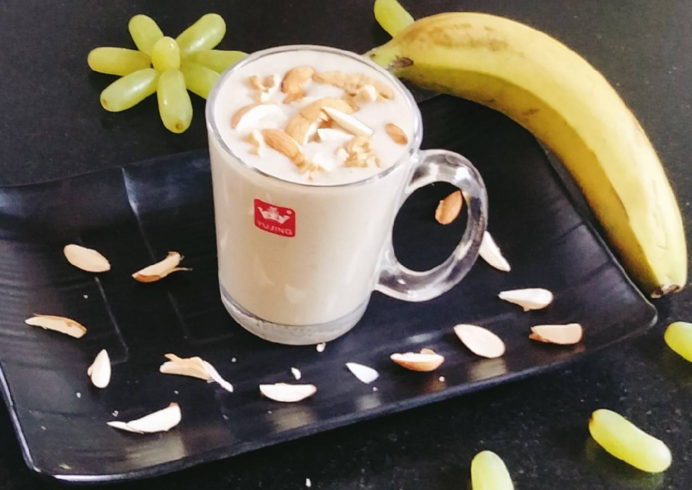 DRY Fruits Banana 🍌 smoothie 🥤
