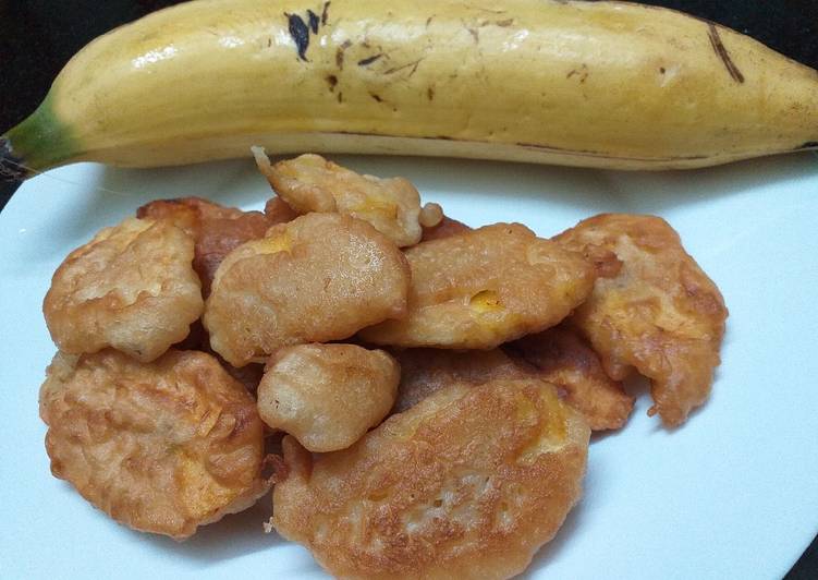 Simple Way to Prepare Quick Tea Time Banana Fritters