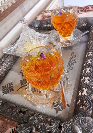 عکسی از دستور دمنوش هل زعفران و دارچین