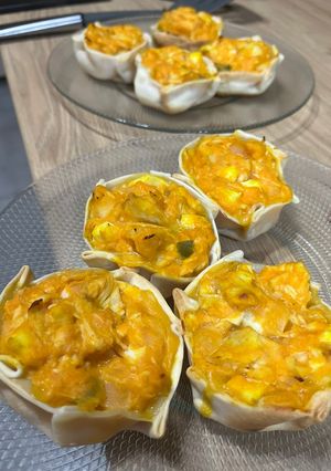 Una foto de Canastitas de calabaza y pollo