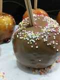 Chocolate And Toffee Apples