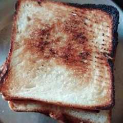 ब्रेड टोस्ट (Bread Toast recipe in Hindi) রেসিপির প্রধান ছবি