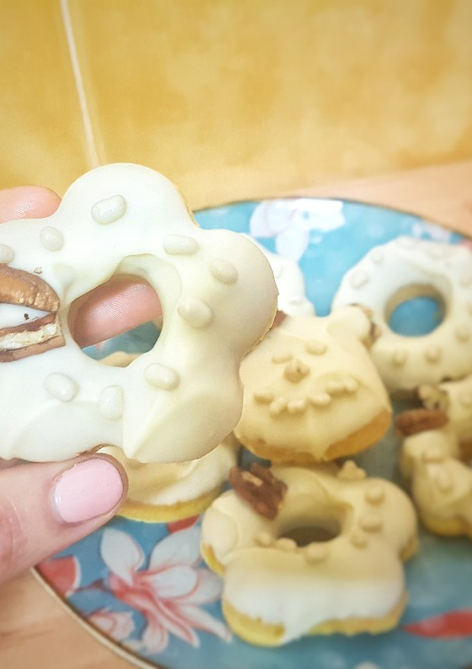 Una foto de Mini donuts carrot cake