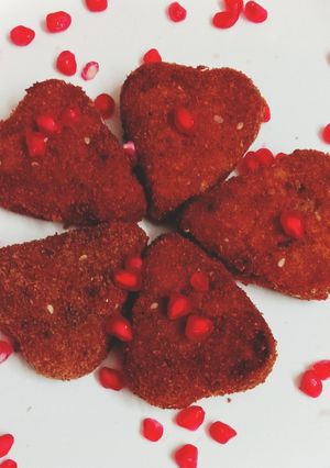 બીટ કટલેસ (Beetroot Cutlet Recipe In Gujarati) રેસીપી મુખ્ય ફોટો