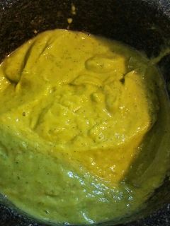 Una foto de Salsa de tomatillo con aguacate.. para tacos