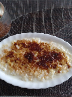 Una foto de Arroz con leche con azúcar quemada