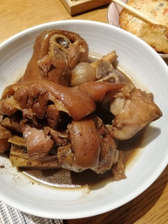 A picture of Pork Adobo.