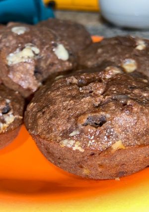 Una foto de Budín o Muffins de Banana con Chips de Chocolate