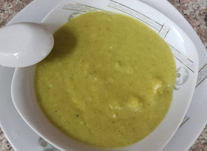 صورة لوصفة شوربة البروكلي الصحية