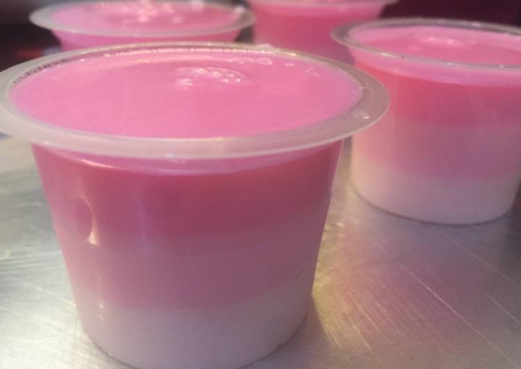 Pink Ombre Pannacotta tanpa gelatin