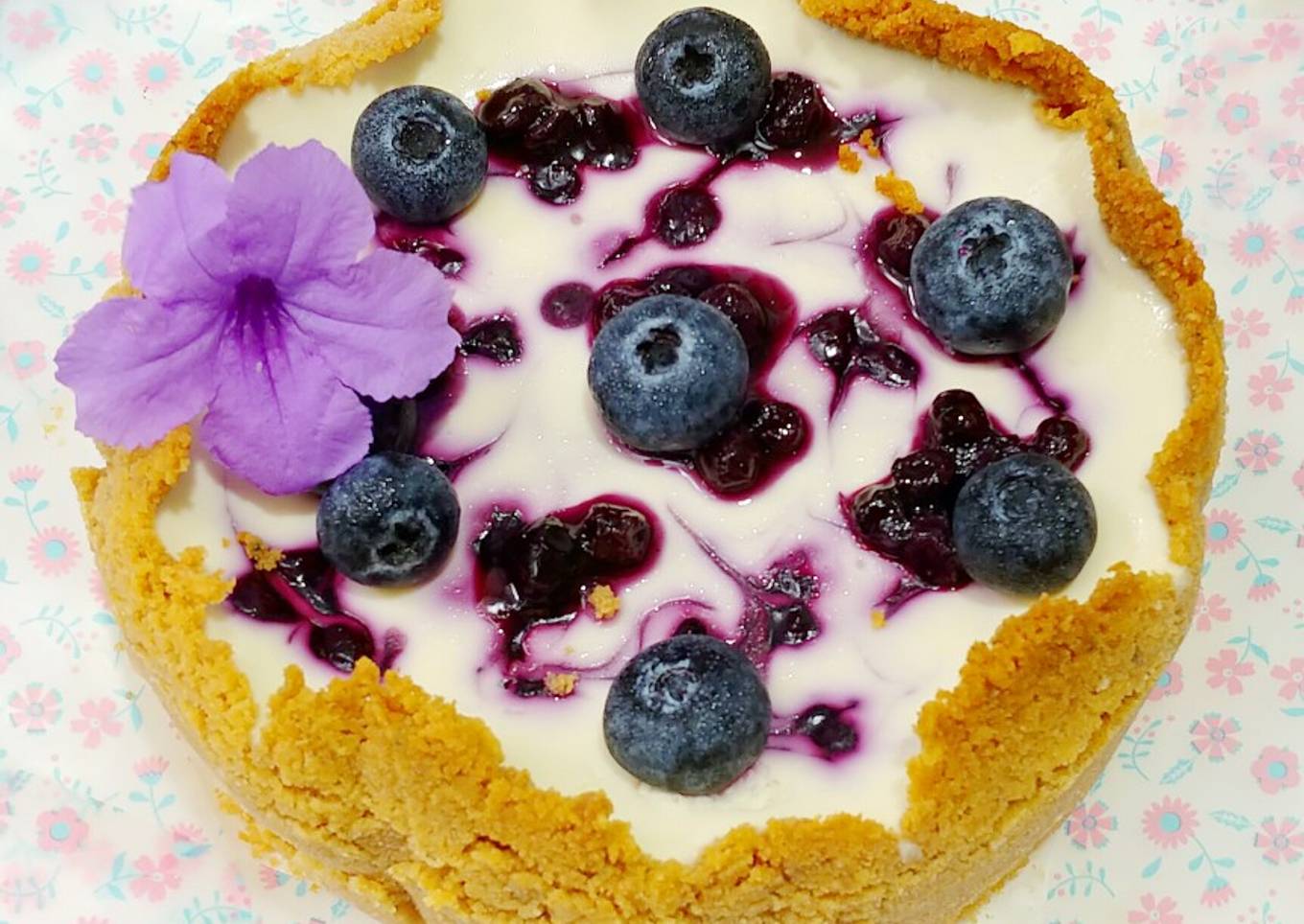 Blueberry cheese lava