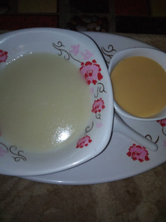 A picture of Kunun Semovita and condensed milk.