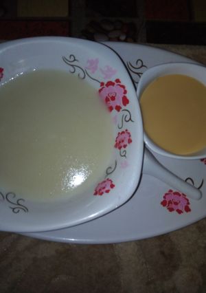 A picture of Kunun Semovita and condensed milk.