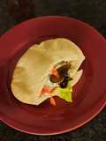 Pita mit Kräuterquark und confierten Champignons