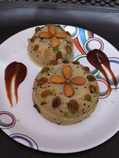 રવા ઉપમા (Rava Upma Recipe In Gujarati) રેસીપી મુખ્ય ફોટો