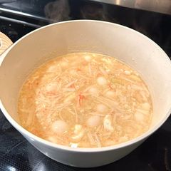 A picture of Vietnamese Crab & White Asparagus Soup (súp măng cua).