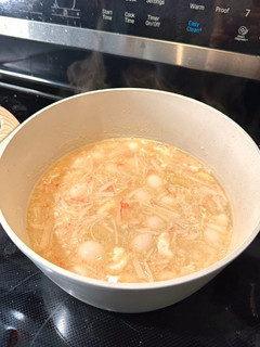 A picture of Vietnamese Crab & White Asparagus Soup (súp măng cua).