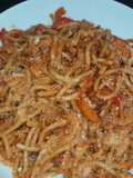 Espaguetti con morrón y tocino