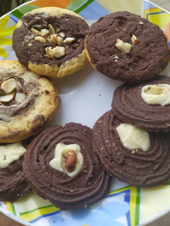 A picture of Cookies in (oven).