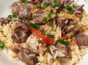 Una foto de mollejas de pollo con pasta