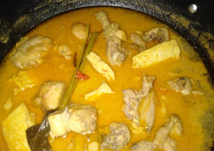 Proses meracik Ayam pedas lodho Anti Gagal
