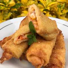 รูปของ Risoles jagung mayo pedas