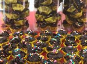 Gambar kue kering cornflakes warna warni