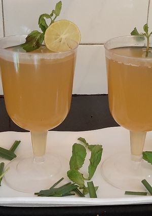 A picture of Lemongrass Ginger Tea.