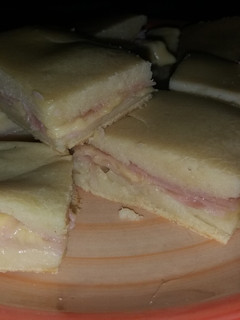 Una foto de Masa licuada para tarta de jamón y queso